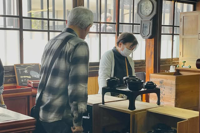 捨てられた家具に、新たな価値を。滋賀県が挑む全国初の「リペア